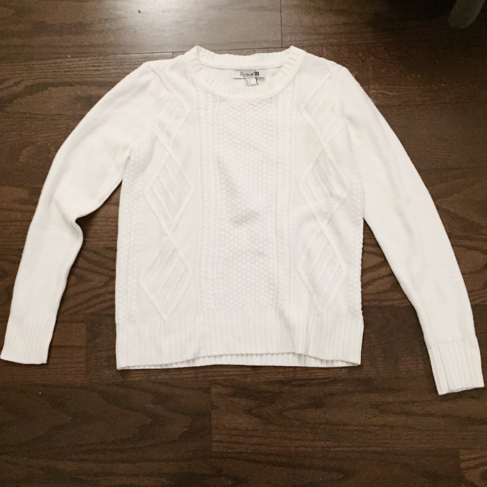 Forever 21 White Cream Cable Knit Sweater | Size S
